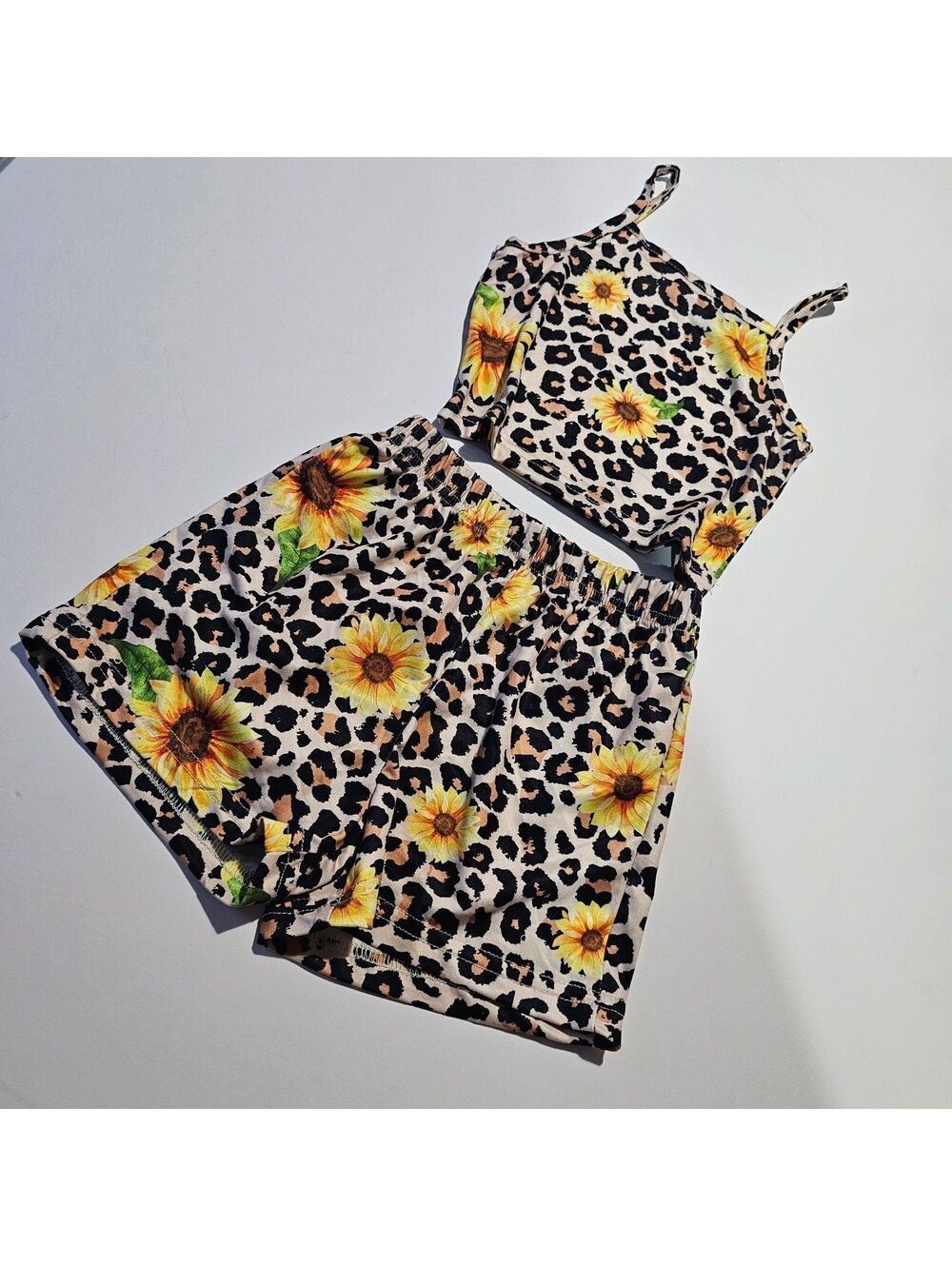 Girls Leopard and Sunflower Cami Top and Shorts Set Size 1110or 4T/5T